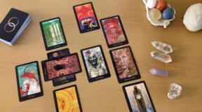 Tarot Kelt haçı yayıldı: Tarot haçı 4 kartının çevrimiçi falcılık ve yorumlanması