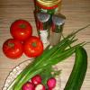 Ensalada de rábano, pepino y tomates